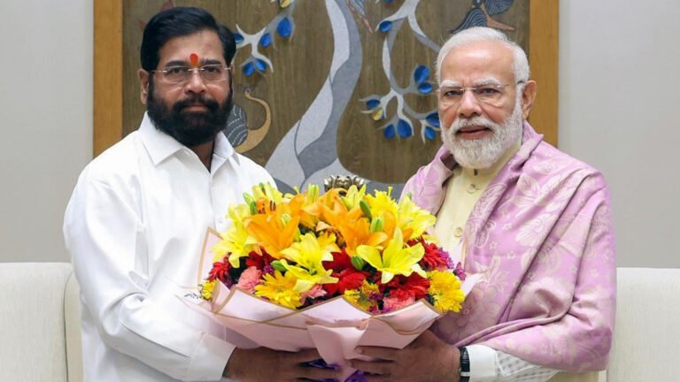 Modi-eknath-shinde